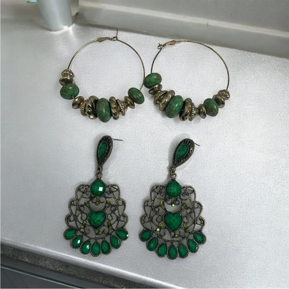 Bohemian Style Earrings Green Emerald Gem Filigree Dangle & Beaded Hoop Set - Picture 1 of 6